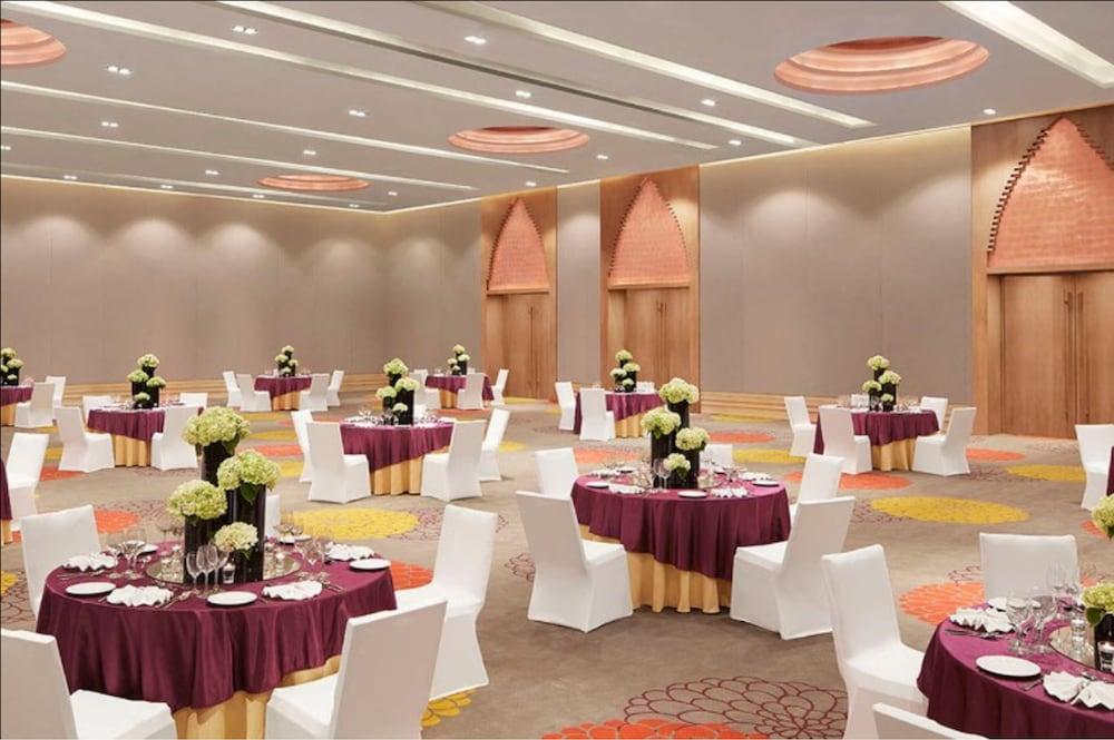 Vivanta Guwahati Bagian luar foto