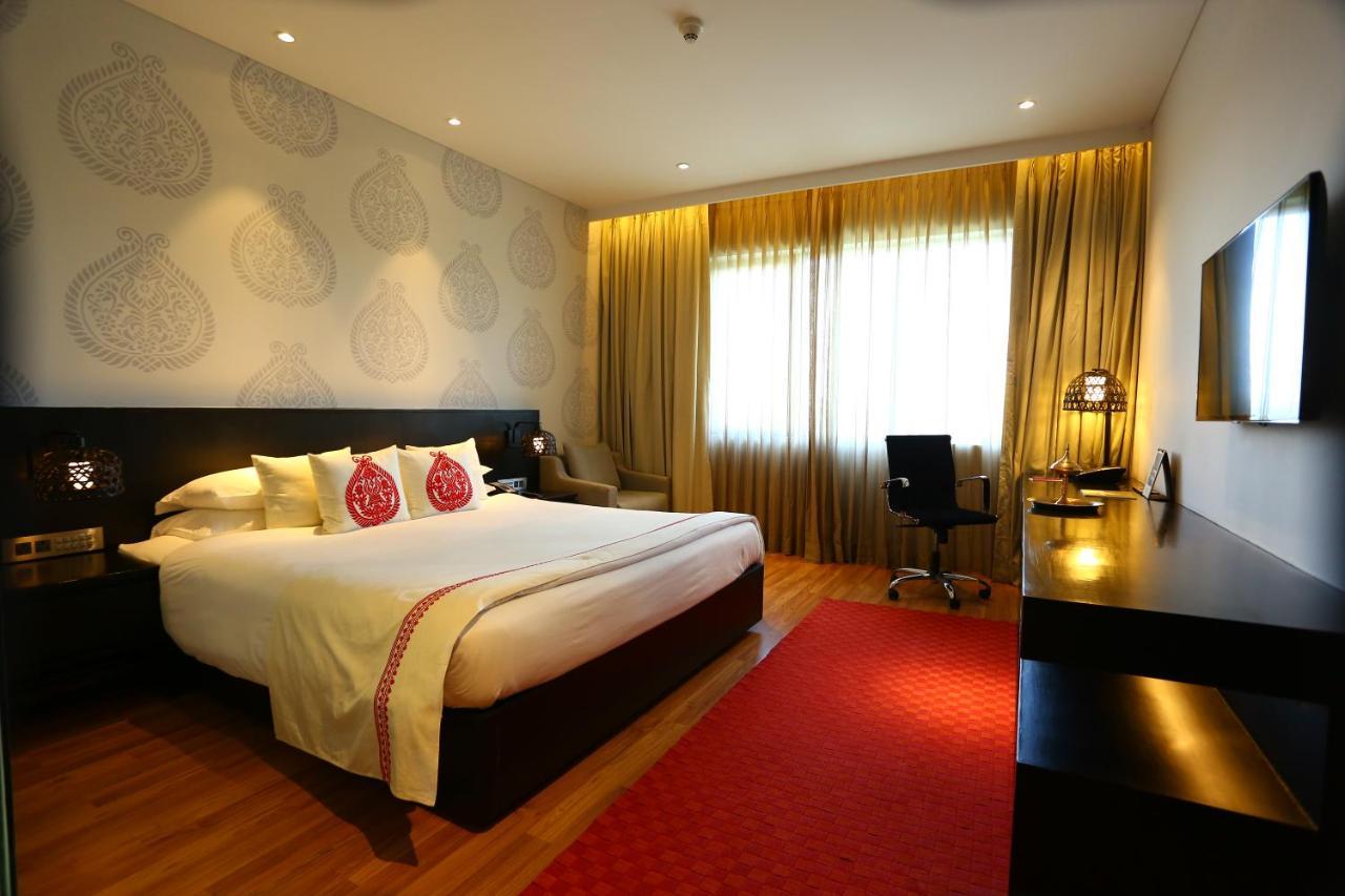 Vivanta Guwahati Bagian luar foto