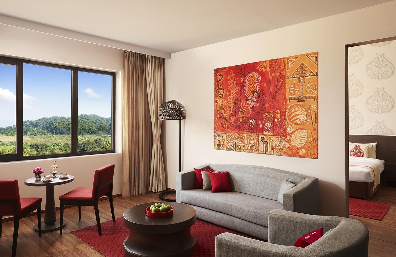 Vivanta Guwahati Bagian luar foto